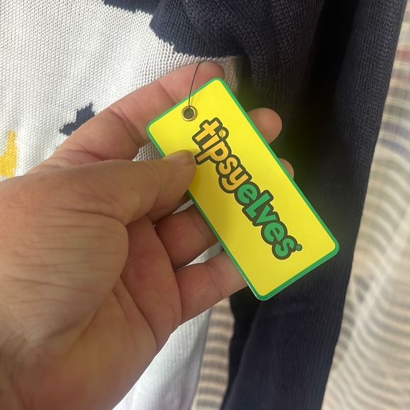 NWT Tipsy Elves Men’s Yellow Snow Ugly Christmas Sweater Santa Peeing XL - Picture 6 of 9